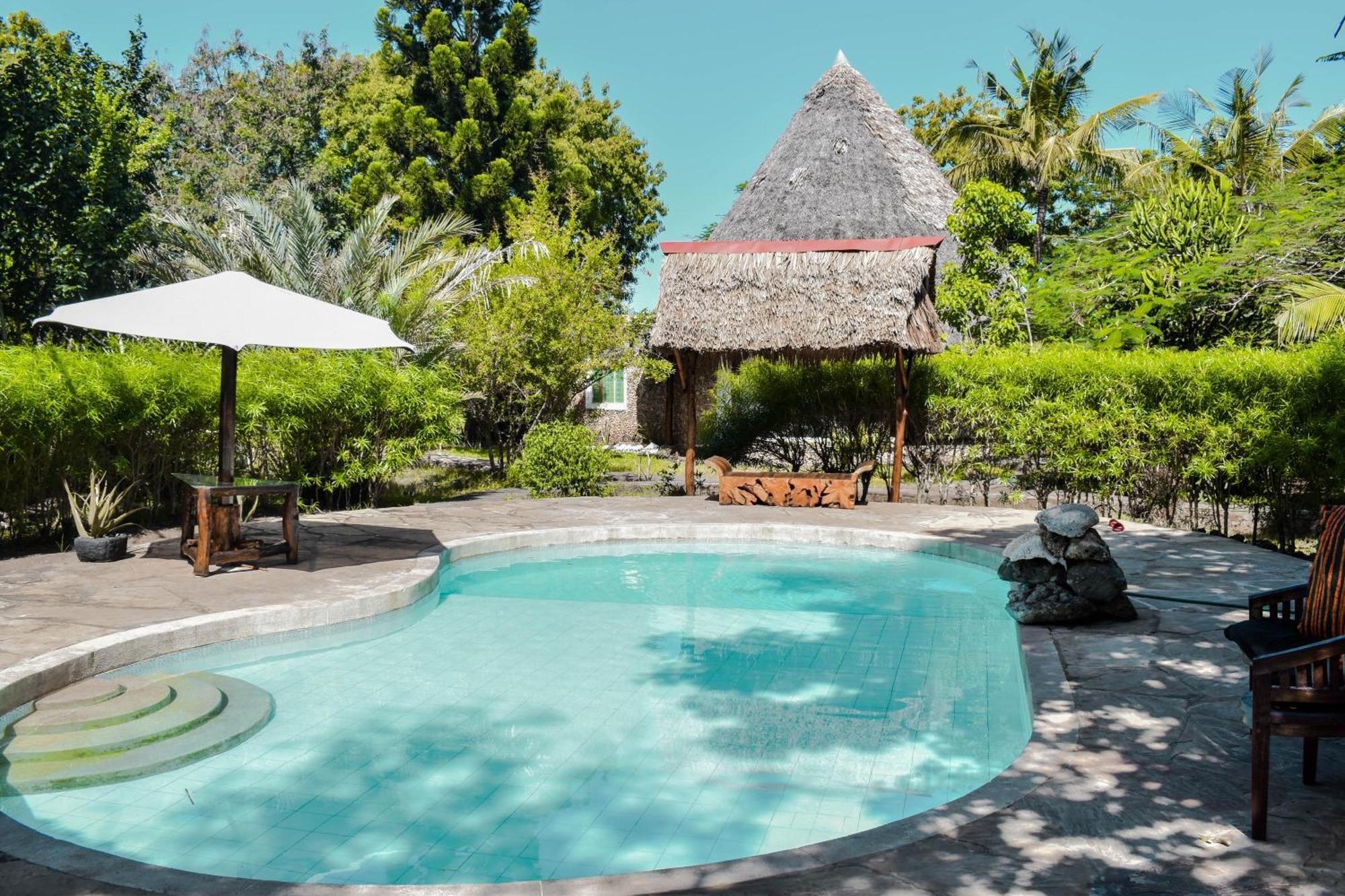 African Hut Tiny Cottage Playa de Diani Exterior foto